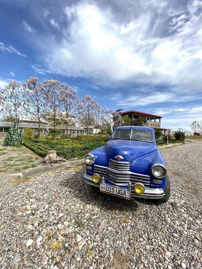 Uzumfermer Hotel & Winery ทาชเคนต์ ภายนอก รูปภาพ
