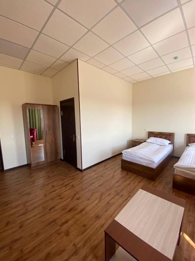 Uzumfermer Hotel & Winery ทาชเคนต์ ภายนอก รูปภาพ